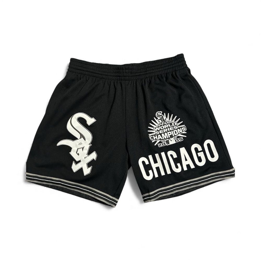 Mitchell & Ness Chicago White Sox shorts - black and white